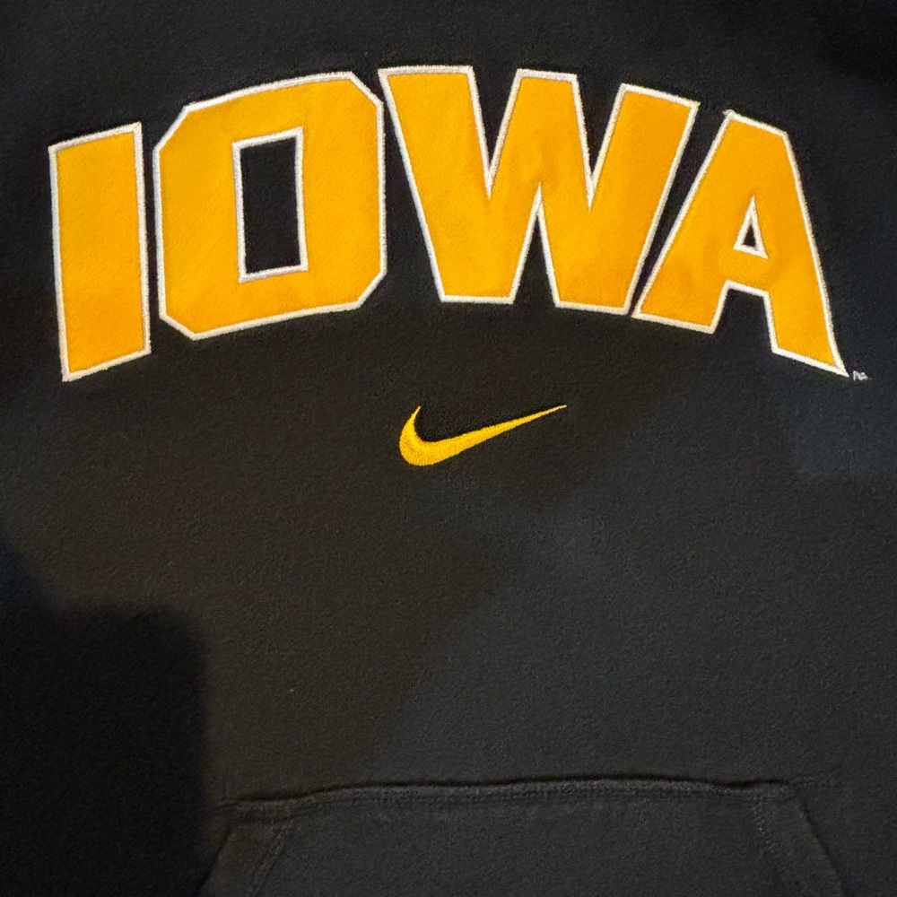 Columbia and Nike Iowa Hawkeye Black and Yellow Checkered Shirt and Nike Hoodie - Picture 8 of 12